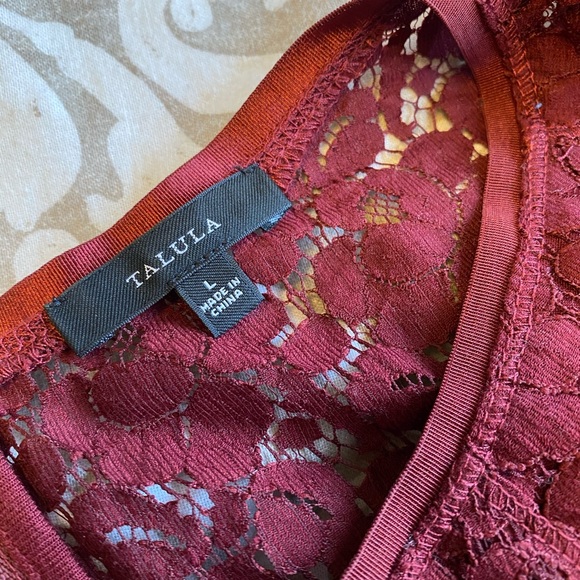 Talula Lace Dress - Picture 3 of 3